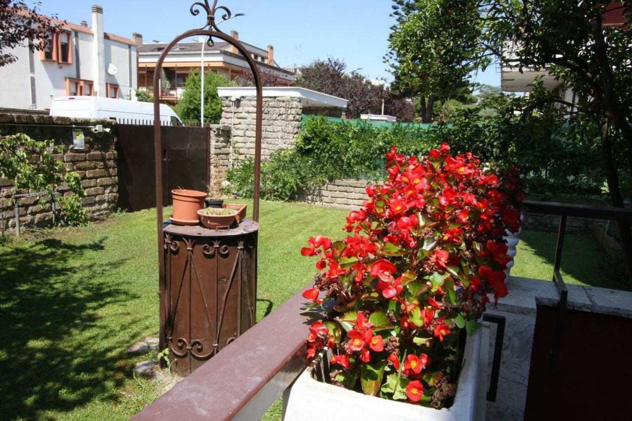 Della Tartaruga Villa Casal Palocco
